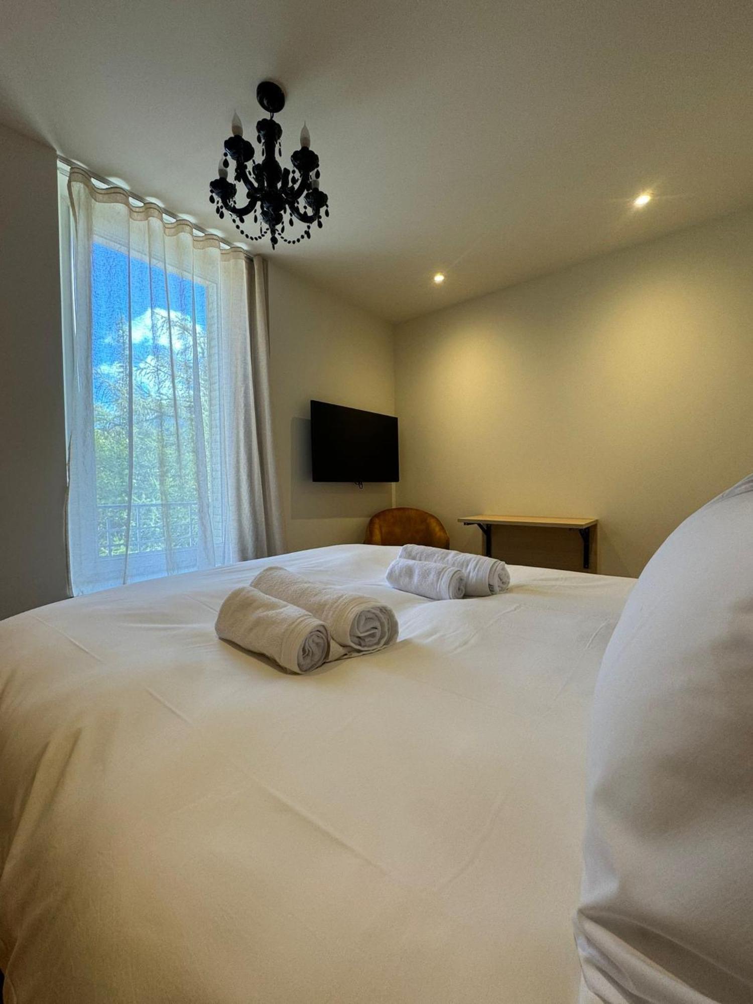 Appartements Confortables Avec Vue Montagne Alpes - Queyras - Villa Belle Fleur Château-Ville-Vieille エクステリア 写真